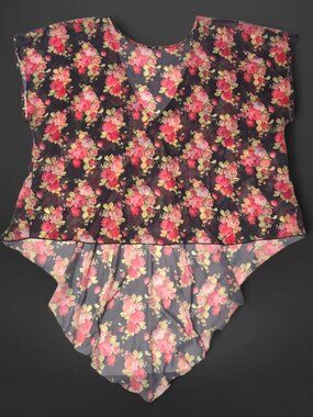 Torrid Hi-Low Sheer Flowy Floral Rose Print Blouse (Size 5X)
